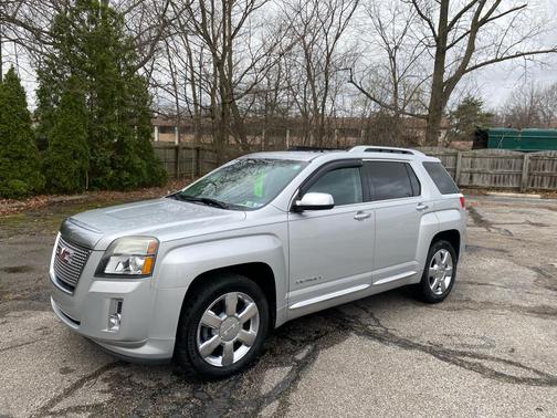 Quicksilver Metallic 2015 GMC Terrain Denali