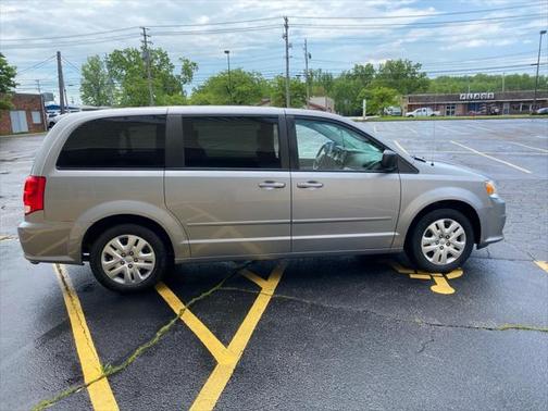 2017 Dodge Grand Caravan SE