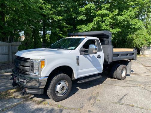 Oxford White 2017 Ford F-350 SUPER DUTY