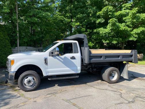 Oxford White 2017 Ford F-350 SUPER DUTY