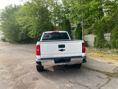 WHITE 2017 Chevrolet Silverado 1500 1LT