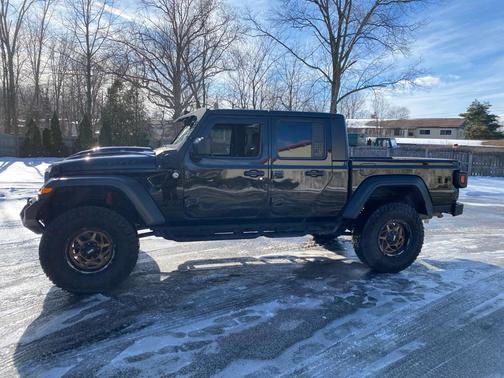 2020 Jeep Gladiator Sport S