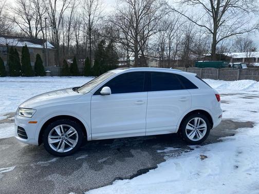 2016 Audi Q3 2.0T Premium Plus