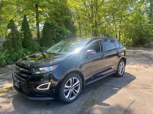 Ruby Red Metallic Tinted Clearcoat 2016 Ford Edge Sport