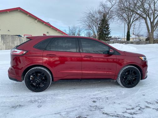 2019 Ford Edge ST