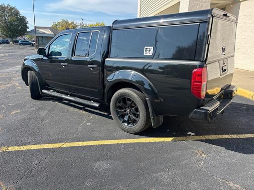 2021 Nissan Frontier SV
