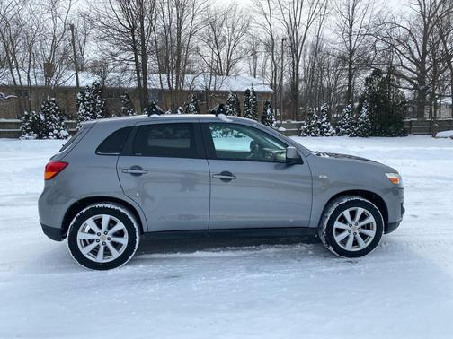2014 Mitsubishi Outlander Sport ES