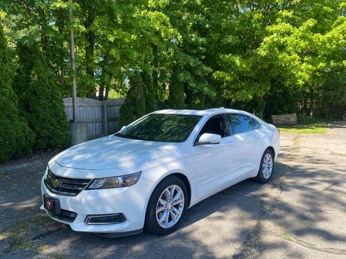 WHITE 2016 Chevrolet Impala LT