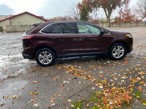 2019 Ford Edge SEL