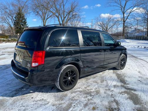 2016 Dodge Grand Caravan R/T
