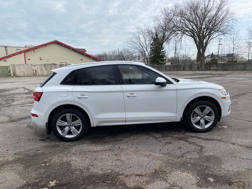 2018 Audi Q5 2.0T Premium