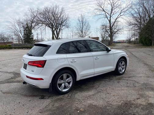 2018 Audi Q5 2.0T Premium