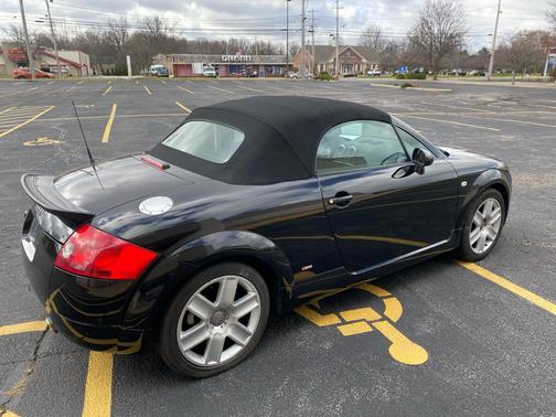 2004 Audi TT 3.2 quattro Roadster