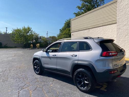 2018 Jeep Cherokee Trailhawk