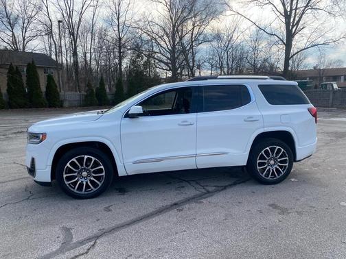 2020 GMC Acadia Denali