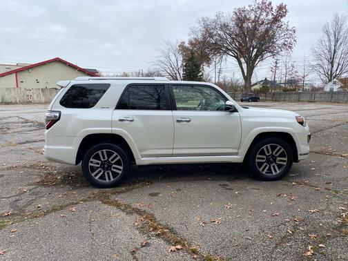 2019 Toyota 4Runner SR5 Premium