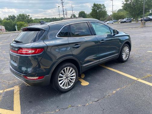 2019 Lincoln MKC Standard