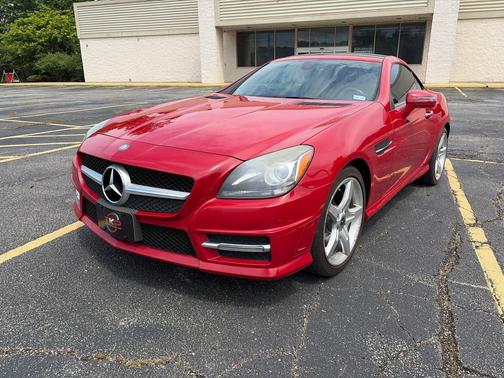 RED 2014 Mercedes-Benz SLK-Class SLK350