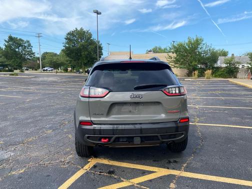 2019 Jeep Cherokee Trailhawk