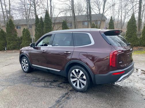 2022 Kia Telluride S