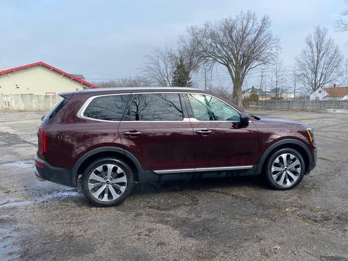 2022 Kia Telluride S