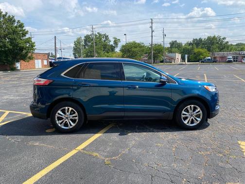 2020 Ford Edge SEL
