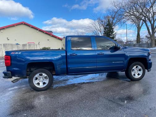 2017 Chevrolet Silverado 1500 2LT