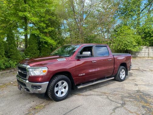 Delmonico Red Pearlcoat 2019 RAM 1500 Big Horn