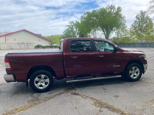 Delmonico Red Pearlcoat 2019 RAM 1500 Big Horn