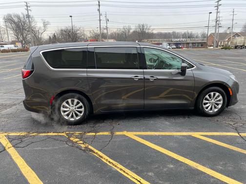 2019 Chrysler Pacifica Touring Plus