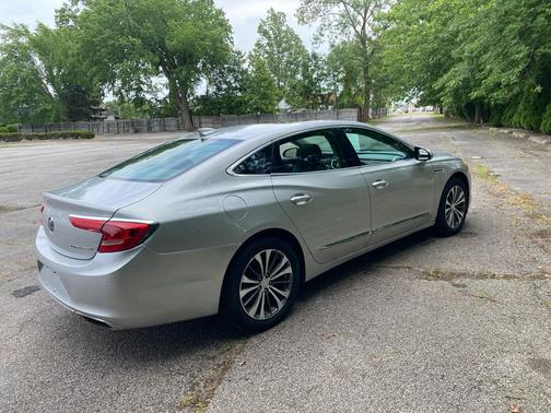 Quicksilver Metallic 2017 Buick LaCrosse Essence