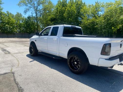 Bright White Clearcoat 2017 RAM 1500 Express