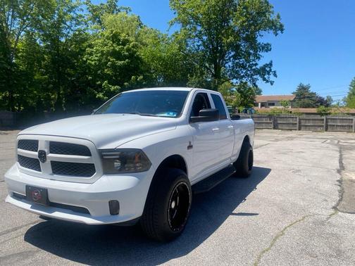 Bright White Clearcoat 2017 RAM 1500 Express
