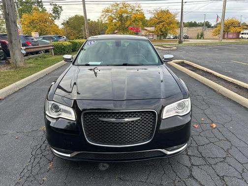 2016 Chrysler 300 S