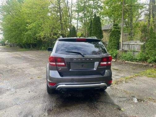 GREY 2018 Dodge Journey Crossroad