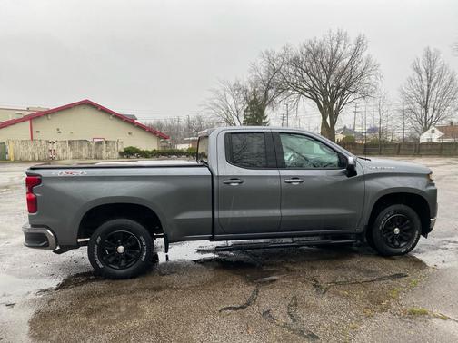 Satin Steel Metallic 2019 Chevrolet Silverado 1500 LT