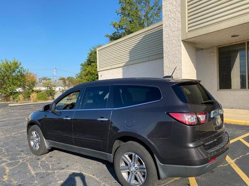 2017 Chevrolet Traverse 2LT