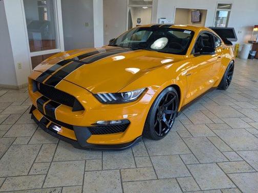 2018 Ford Shelby GT350 Base