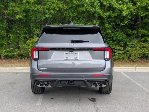 Carbonized Gray Metallic 2026 Ford Explorer ST