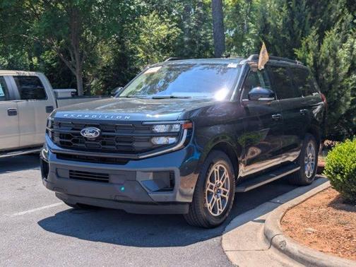 Blue Metallic 2025 Ford Expedition Active