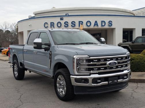 2024 Ford F-350 LARIAT SUPER DUTY