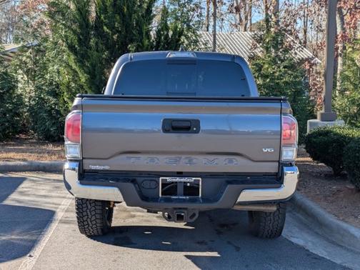 2022 Toyota Tacoma TRD OFF ROAD