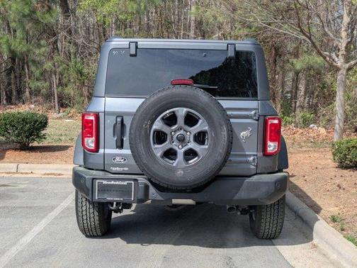 Carbonized Gray Metallic 2026 Ford Bronco Big Bend