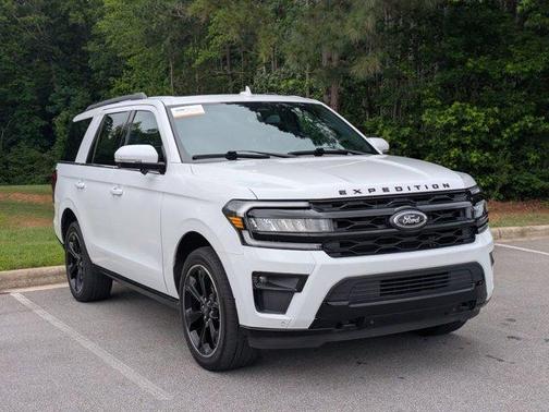 Oxford White 2023 Ford Expedition Limited