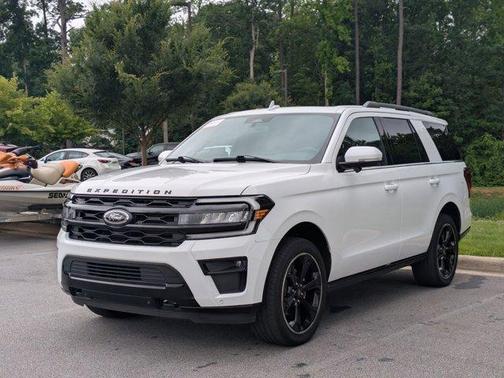 Oxford White 2023 Ford Expedition Limited