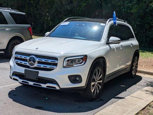 White 2023 Mercedes-Benz GLB 250 Base