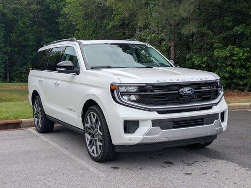 Star White 2026 Ford Expedition Platinum