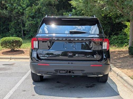 Agate Black Metallic 2026 Ford Explorer Active