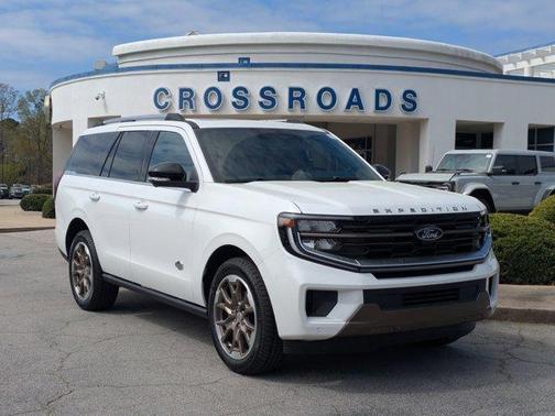 Star White 2026 Ford Expedition King Ranch