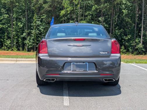 2021 Chrysler 300 S